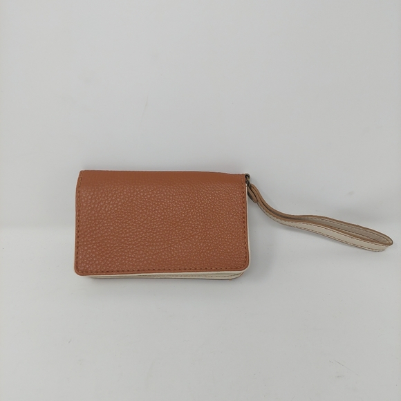 Relic Brown White Pebbled Leather Tricolor Wristlet Chevron Bifold Snap Wallet - Picture 2 of 11